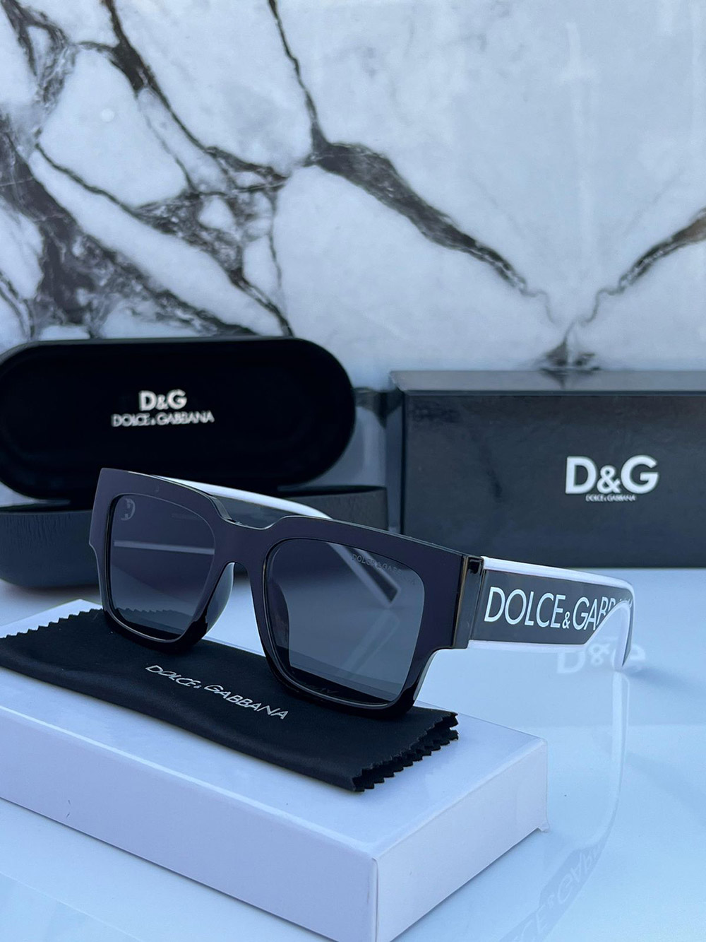 DNG SUNGLASSESS