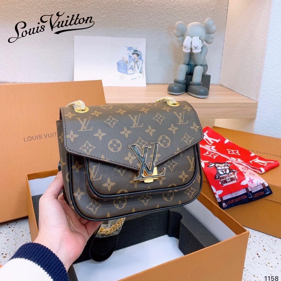 LOUIS VUITTON PREMIUM GIFT SET BAG